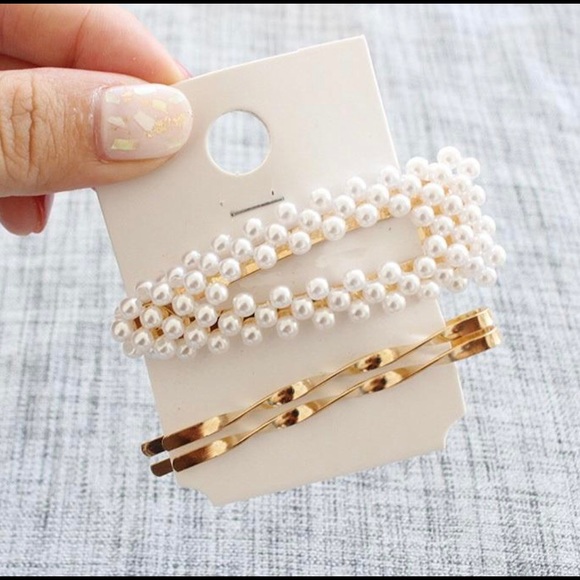 Minimalist Hair Clips - Picture 1 of 1